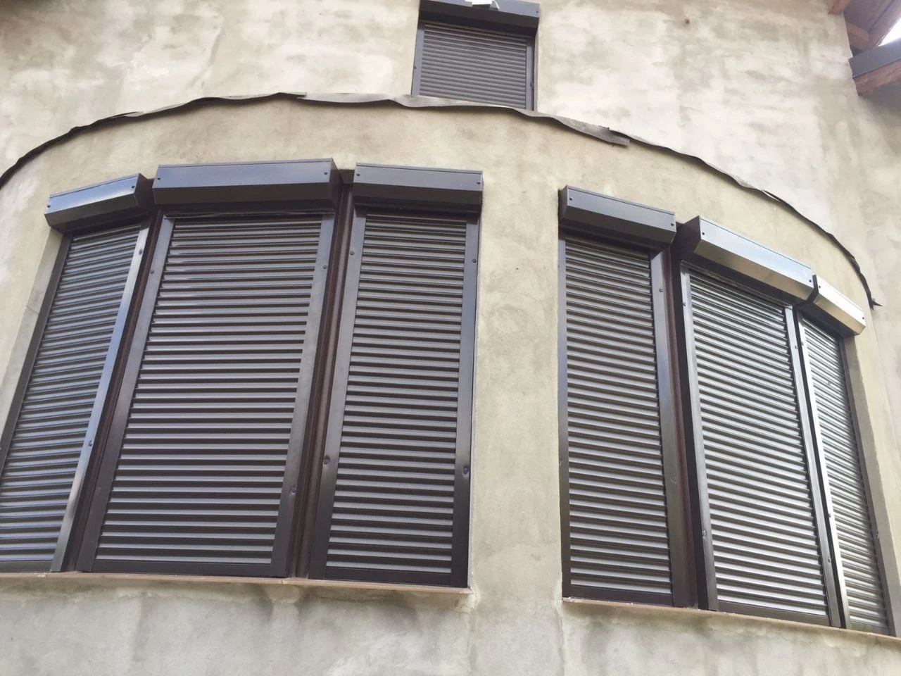 Rulouri exterioare din aluminiu